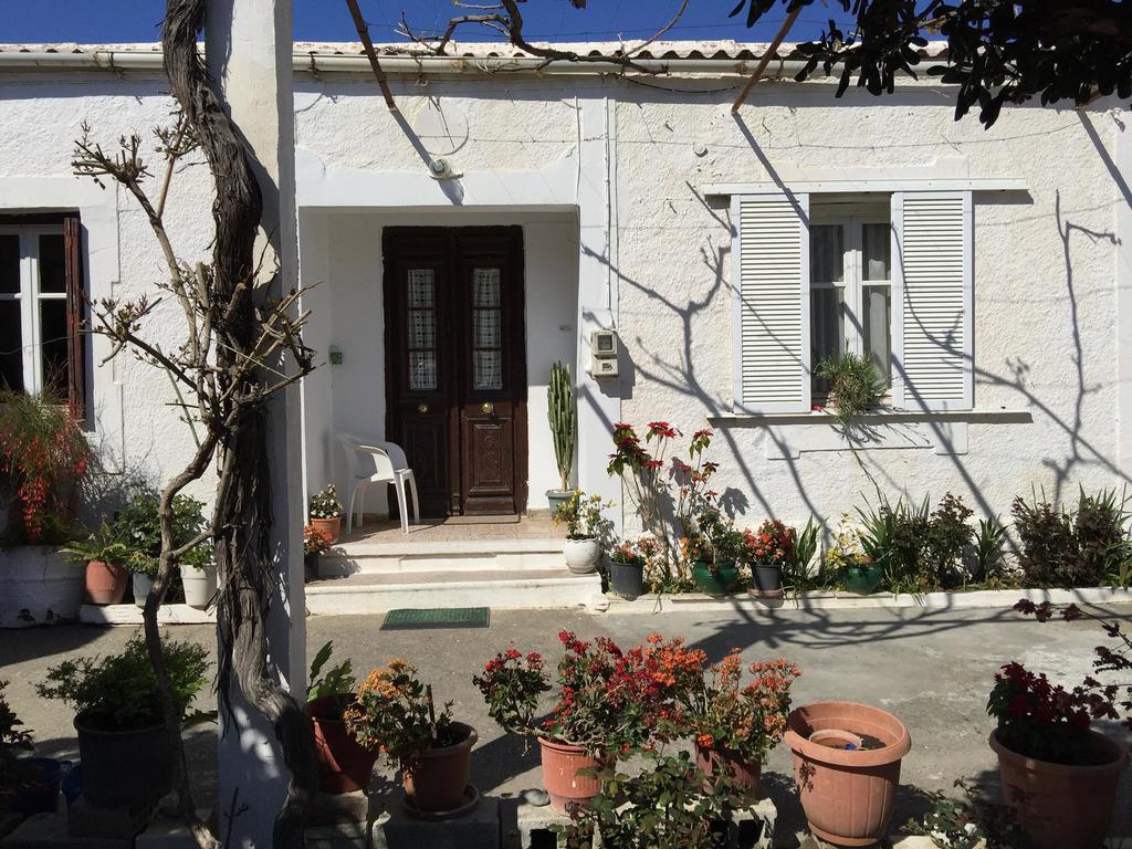Evangelos Apartments Platanés Buitenkant foto